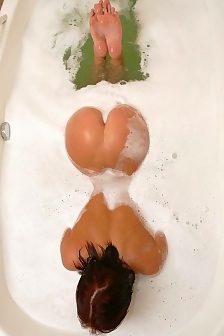Helen Russia Bathroom